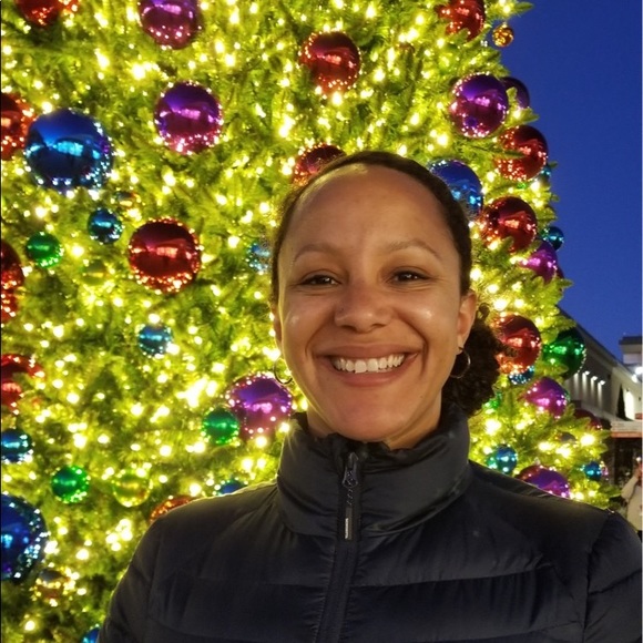 Meet your Posher, Antoinette! - Picture 4 of 12